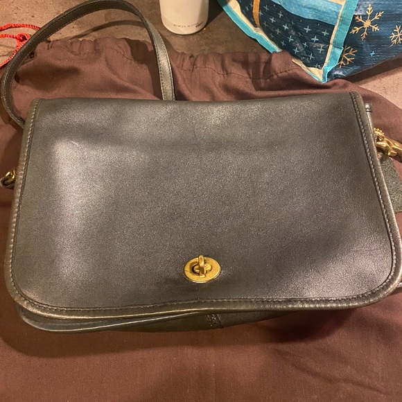Coach Handbags - Authentic vintage coach crossbody